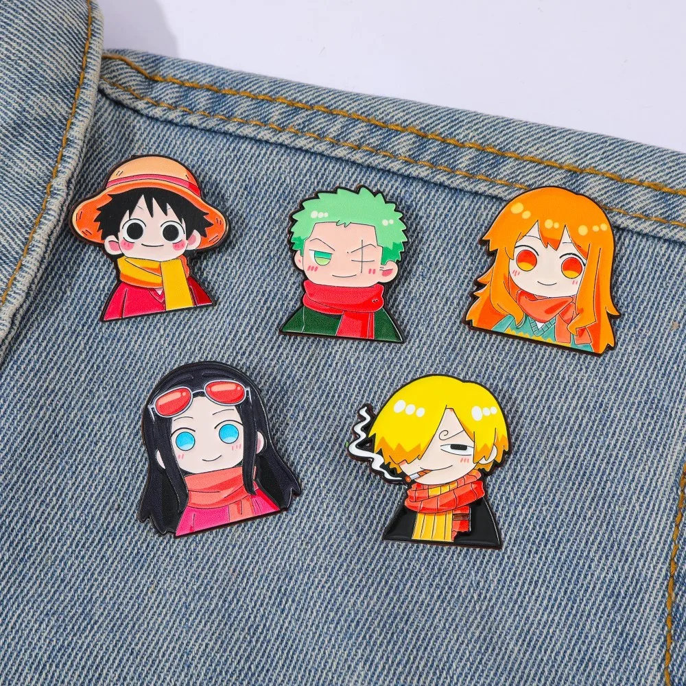 5個入り 可愛いアニメ漫画ブローチ 面白いナミ ルフィ ゾロ - Anime Cosplay Luffy のレビューと価格