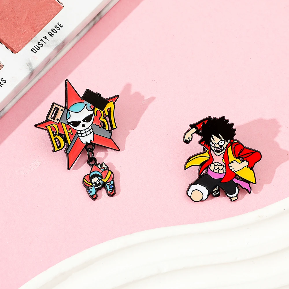 2 個クリエイティブアニメブローチ面白いモンキー D. ルフ - Anime Cosplay Luffy のレビューと価格