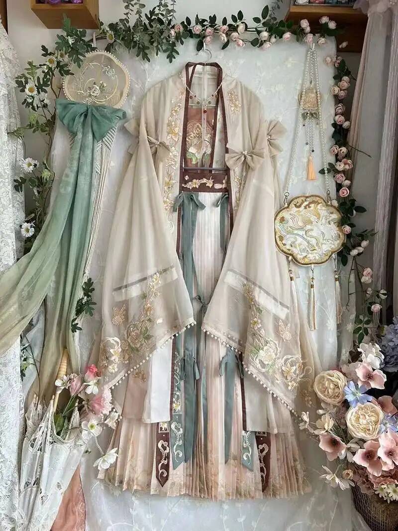 中国女性古代漢服ドレス漢服 4 個セット女性妖精コスプレ衣装 - Anime Cosplay In Chinese のレビューと価格